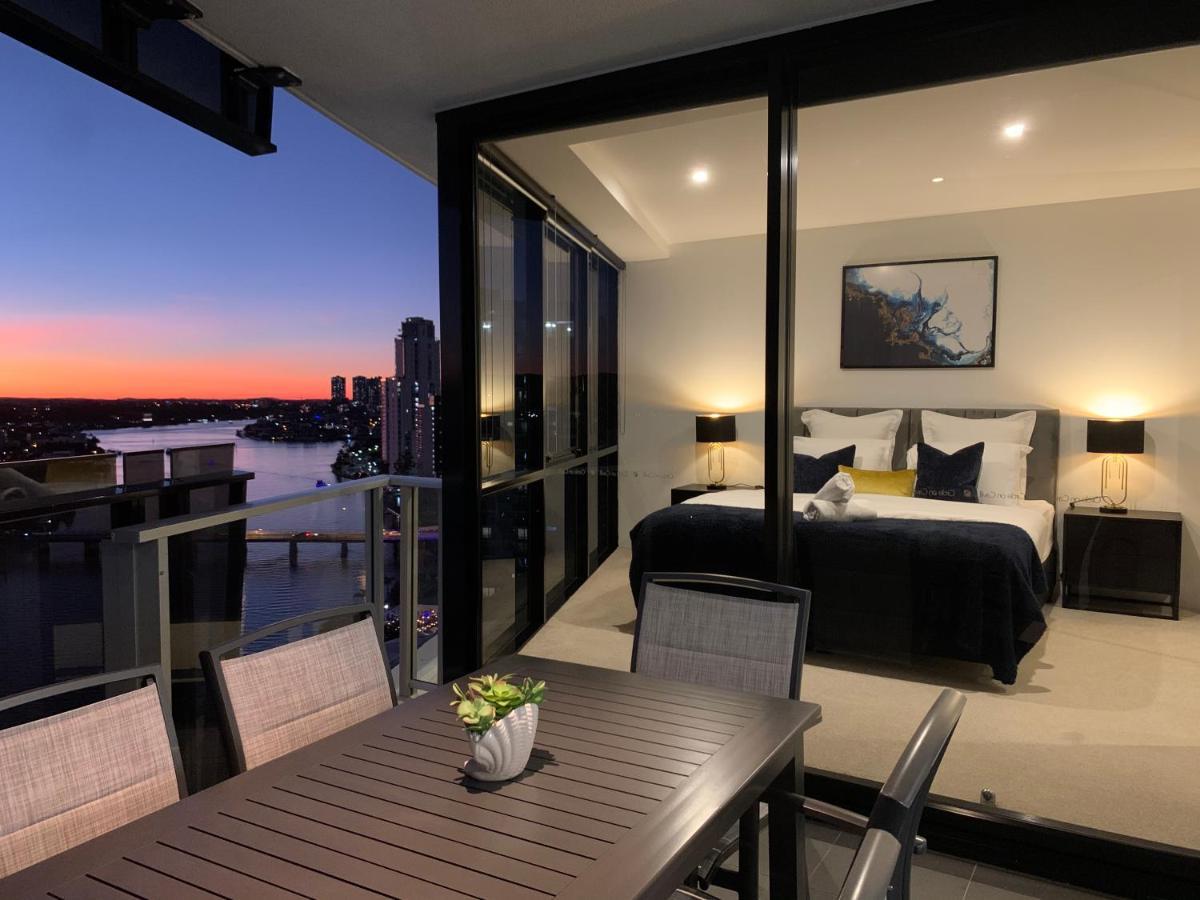Circle On Cavill Free Parking Daire Gold Coast Dış mekan fotoğraf